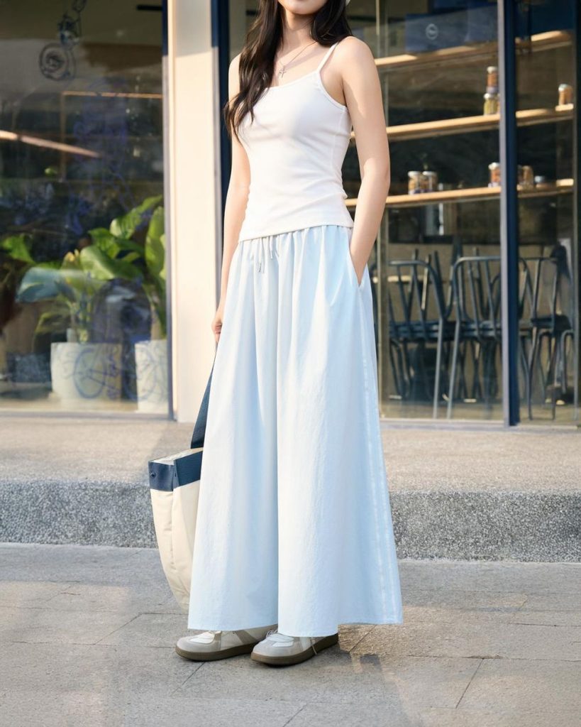 Chân váy nữ dài lưng chun chất dù phong cách sporty dễ phối – Gemma Long Skirt