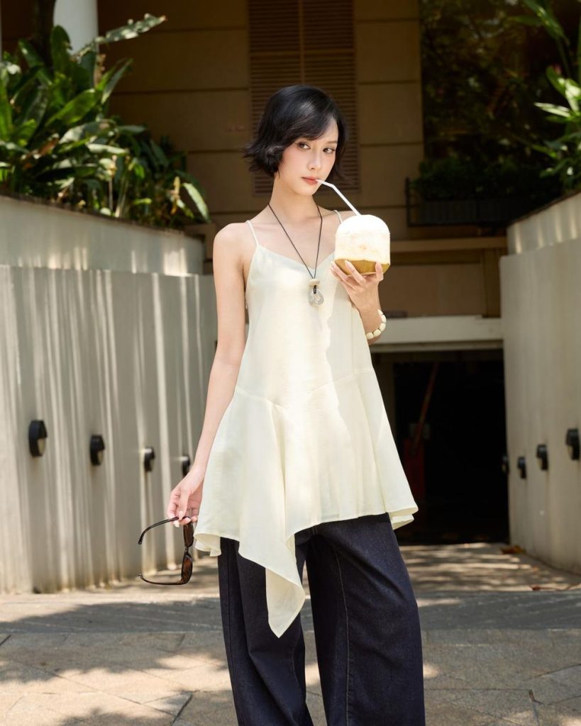 Đầm 2 dây babydoll nữ, váy cổ V lệch tà – Lyric Dress